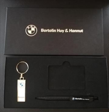 Porte clés et stylo BMW beschikbaar voor biedingen