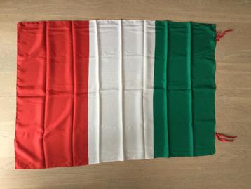 Drapeau italien, Divers, Drapeaux & Banderoles, Enlèvement ou Envoi, Comme neuf