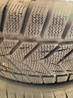 4xpneus hiver 215/50/r18, Enlèvement, Utilisé, Pneus hiver, 215 mm