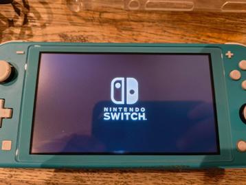 Nintendo Switch Lite Turquoise + extra's beschikbaar voor biedingen