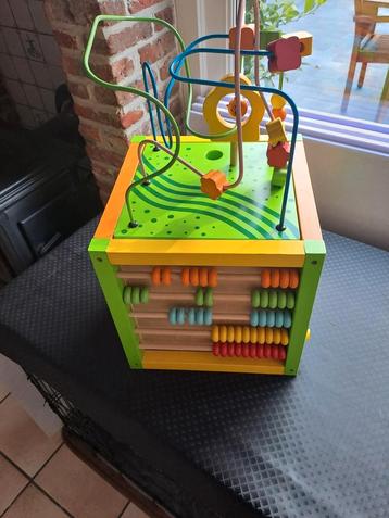 speelkubus baby 's. Peuters beschikbaar voor biedingen