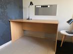 Grote bureau (tafel) (140x80) in beuk fineer, Ophalen, Zo goed als nieuw, Bureau