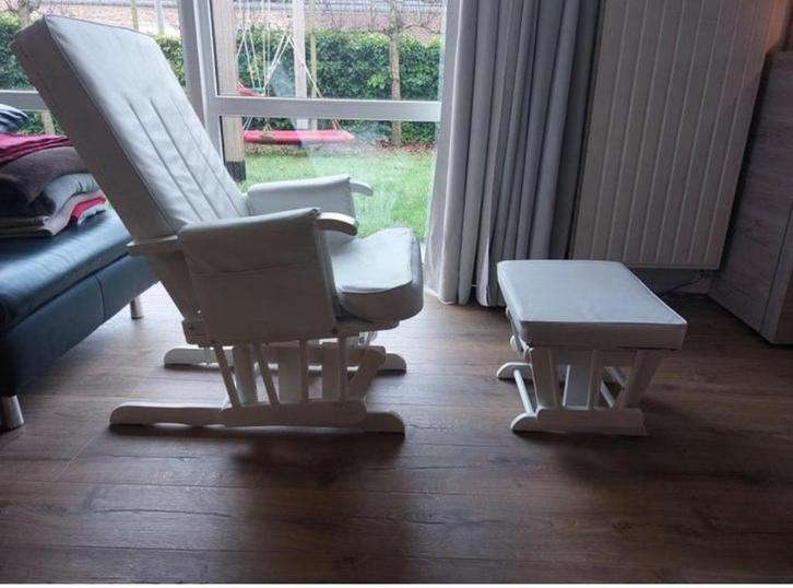 Childhome Gliding Schommelstoel Met Voetsteun - Canvas - wit, Huis en Inrichting, Zetels | Voetbanken en poefs, Zo goed als nieuw
