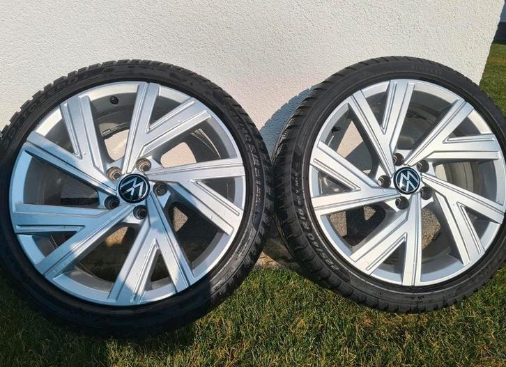 Volkswagen golf 8 gti winterset belgamo velgen winterbanden, Auto-onderdelen, Banden en Velgen, Banden en Velgen, Winterbanden