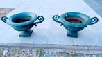 Paire de grands vases de jardin anciens en fonte, Enlèvement, Utilisé