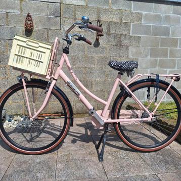 Roze damesfiets zo goed als nieuw, Fietsen en Brommers, Ophalen, Zo goed als nieuw, Versnellingen
