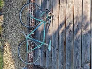 Bianchi fiets jaren '90 beschikbaar voor biedingen