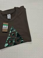 Nieuw Nike ACG T-shirt met tag!, Kleding | Heren, T-shirts, Nieuw, Nike ACG, Maat 56/58 (XL), Bruin