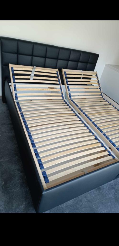 Lit 2 personne, Huis en Inrichting, Slaapkamer | Bedden, Zo goed als nieuw, Tweepersoons, Hout, Zwart, Ophalen