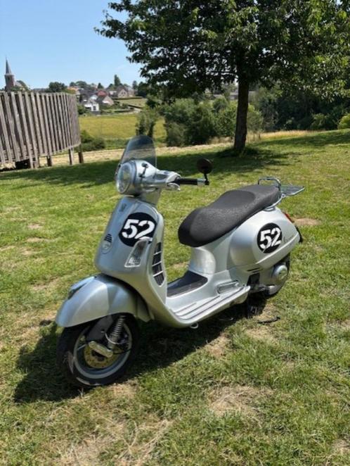 Vespa 125 GTS, Motoren, Motoren | Piaggio, Particulier, Scooter, 11 kW of minder, Ophalen