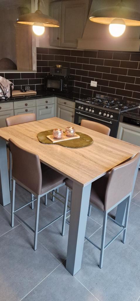 Keuken tafel met 4 stoelen, Huis en Inrichting, Tafels | Eettafels, Ophalen