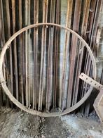 Oud ijzeren wiel, 140 cm diameter, Ophalen