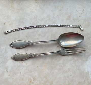 Silver cutlery (0.800) + silver bracelet (0.925) 90% spot beschikbaar voor biedingen