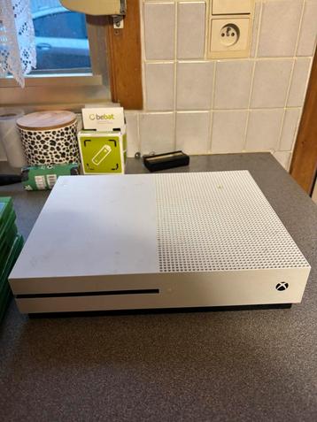 Xbox one s  beschikbaar voor biedingen