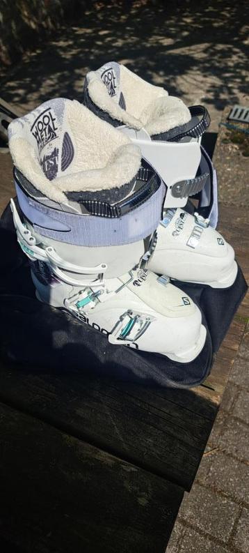 skischoenen beschikbaar voor biedingen