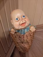 laven efteling baby in mand, Verzamelen, Ophalen of Verzenden, Zo goed als nieuw, Beeldje of Poppetje