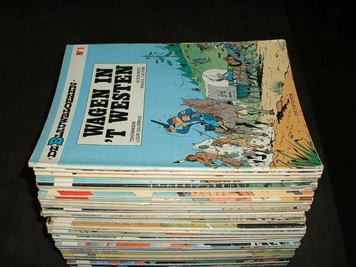 strips van de blauwbloezen nrs tussen 1 en 46, Livres, BD, Comme neuf, Plusieurs BD, Enlèvement ou Envoi