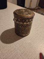 Boîte de rangement en argent antique., Antiquités & Art, Enlèvement ou Envoi