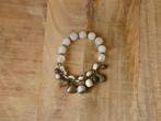 Bracelet (7) blanc/marron/métal, Comme neuf, Autres matériaux, Enlèvement, Avec bracelets à breloques ou perles