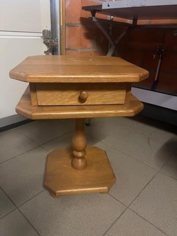 tafel disponible aux enchères