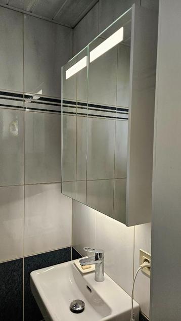 Nieuwe Spiegelkast badkamer 70 h 60 b beschikbaar voor biedingen