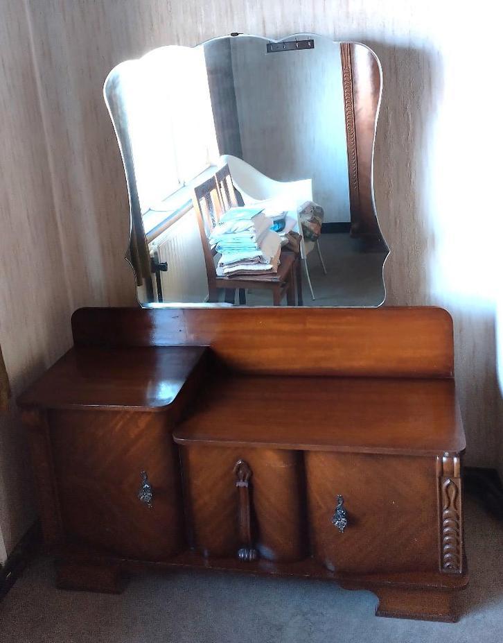Vintage dressoir met spiegel - GRATIS, Huis en Inrichting, Kasten | Dressoirs, Zo goed als nieuw, 100 tot 150 cm, 25 tot 50 cm