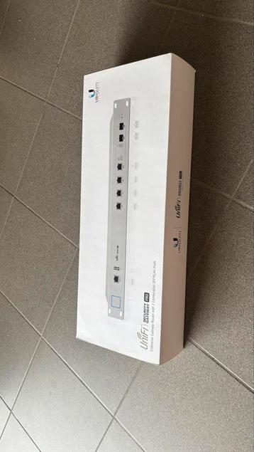 UniFi USG-PRO-4. beschikbaar voor biedingen