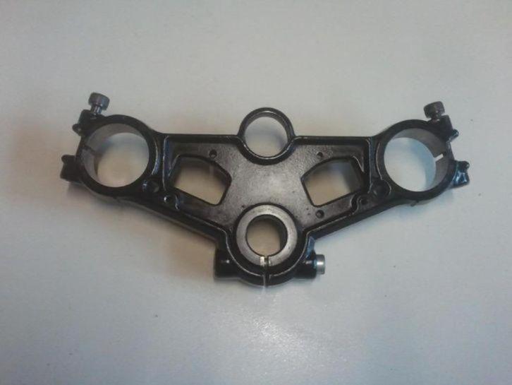 Honda VF1000F kroonplaat VF1000 kroon plaat VF1000F2 VFR V, Motoren, Onderdelen | Honda, Gebruikt, Ophalen of Verzenden