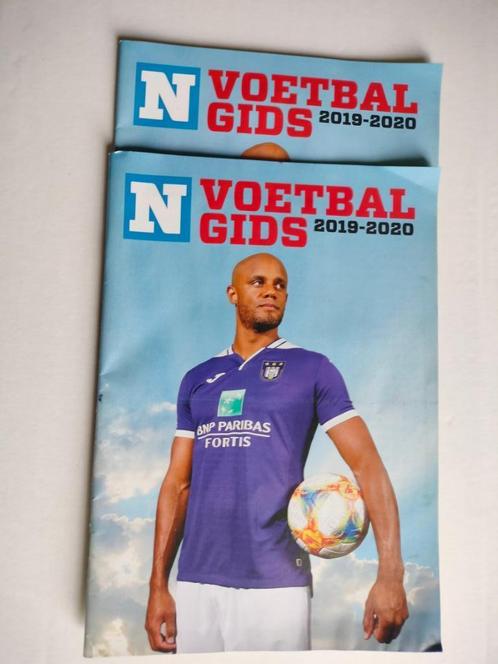 Voetbalgids 2019-2020 (Het Nieuwsblad), Boeken, Tijdschriften en Kranten, Zo goed als nieuw, Krant, Ophalen of Verzenden