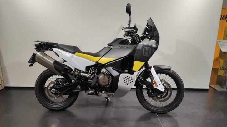 HUSQVARNA 901 NORDEN, Motoren, Motoren | Husqvarna, Bedrijf, Toermotor, meer dan 35 kW, 2 cilinders, Motorrijbewijs A, ABS, Cruise Control