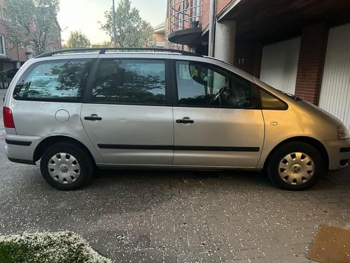 Volkswagen Sharan 1.9 TDI, Auto's, Volkswagen, Particulier, Sharan, Diesel, 5 deurs, Handgeschakeld, Zilver of Grijs, Voorwielaandrijving