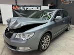 Skoda Superb 1.8 TSI MOTEUR OK (bj 2009), Auto's, Euro 5, Gebruikt, 4 cilinders, Bedrijf