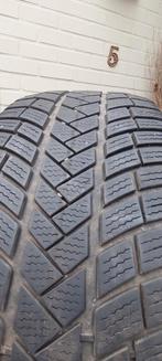 4 pneus hiver 225/50/18 VREDESTEIN, Enlèvement, Comme neuf