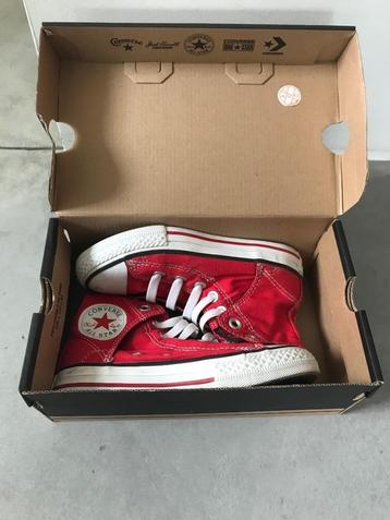 Rode schoenen Converse maat 28