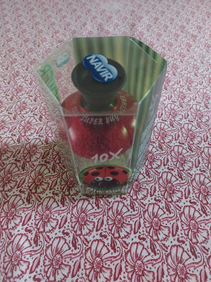 Navir Super bug viewer X10 insectenvergrootglas, Hobby en Vrije tijd, Vergrootglazen, Loepen en Loeplampen, Zo goed als nieuw