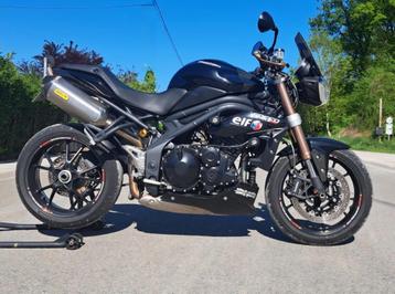 AV TRIUMPH SPEED TRIPLE 1050 VOLLEDIGE OPTIES NIEUWSTAAT beschikbaar voor biedingen
