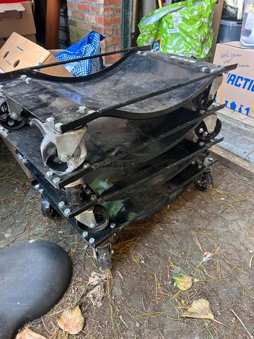 4 nieuwe Apex auto movers. Nieuw nooit gebruikt. beschikbaar voor biedingen