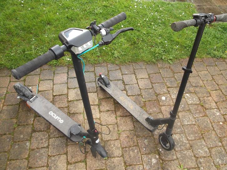 2 trotinette, Vélos & Vélomoteurs, Trottinettes, Enlèvement