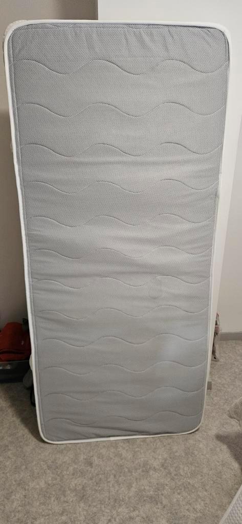 Vends matelas Simmons, Maison & Meubles, Chambre à coucher | Matelas & Sommiers, Comme neuf, Matelas, Enlèvement ou Envoi