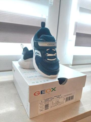 GEOX blauwe schoen  beschikbaar voor biedingen