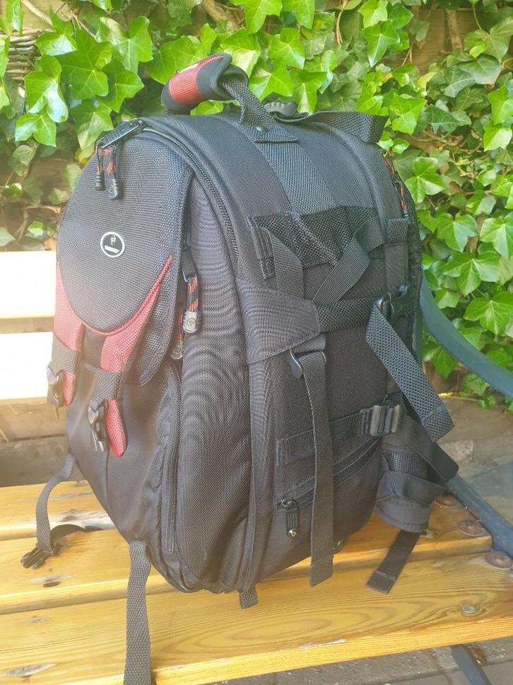 SAC À DOS VANGUARD de luxe avec chariot - NOUVEAU !, Bijoux, Sacs & Beauté, Sacs | Sacs à dos, Enlèvement ou Envoi