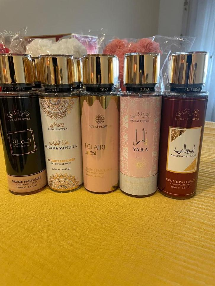SET VAN 4 MISTS/YARA ROSE/YARA CANDY/KHAMRAH/ETC ETC, Handtassen en Accessoires, Uiterlijk | Parfum, Nieuw, Ophalen of Verzenden