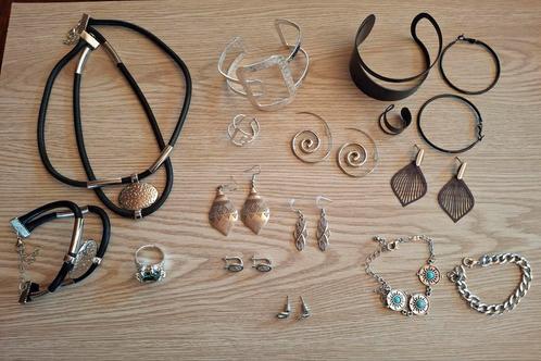 Juwelen + kistje, Handtassen en Accessoires, Beautycases, Nieuw, Ophalen of Verzenden