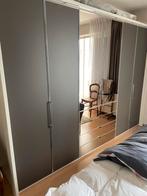 Prachtige hedendaagse kleerkast, Huis en Inrichting, Kasten | Kleerkasten, Ophalen, Zo goed als nieuw