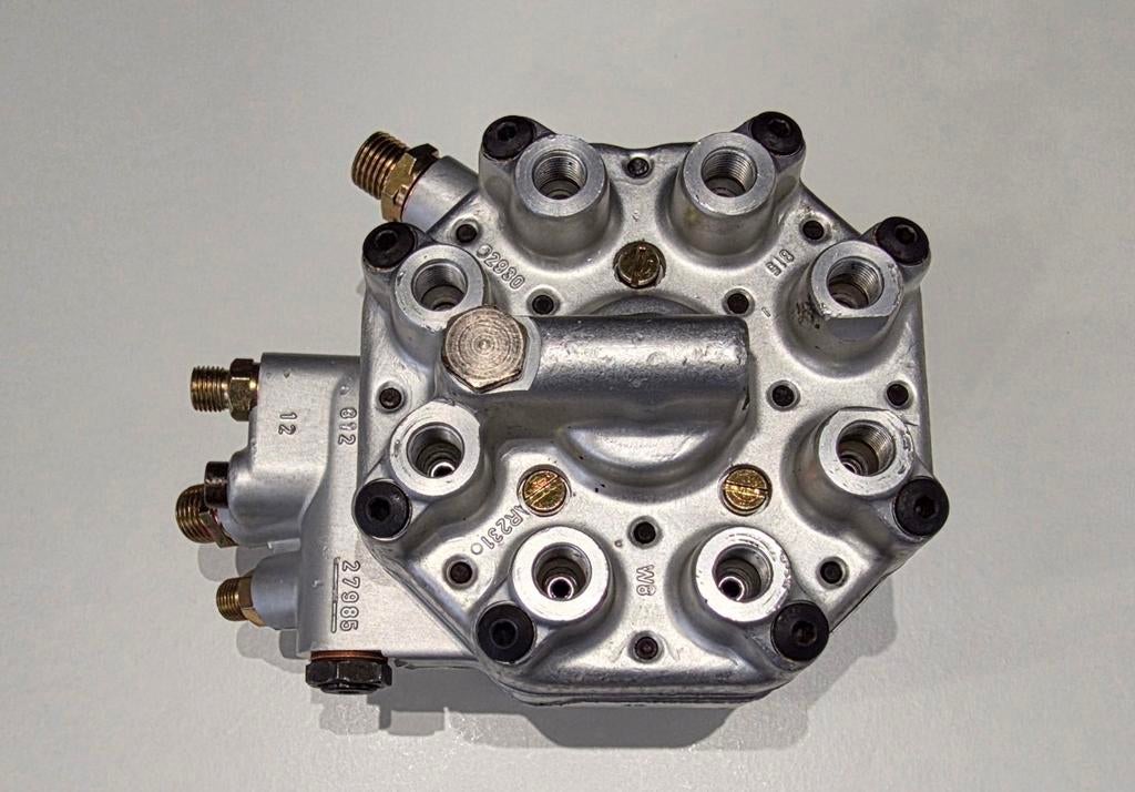 Distributeur de carburant révisé 0438100111 W126 R107 380 50, Autos : Pièces & Accessoires, Enlèvement ou Envoi, Révisé, Mercedes-Benz