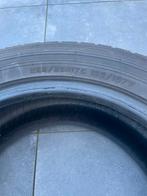 2 pneus falken eurowinter van01 225/55R17c, Enlèvement, Pneu(s)
