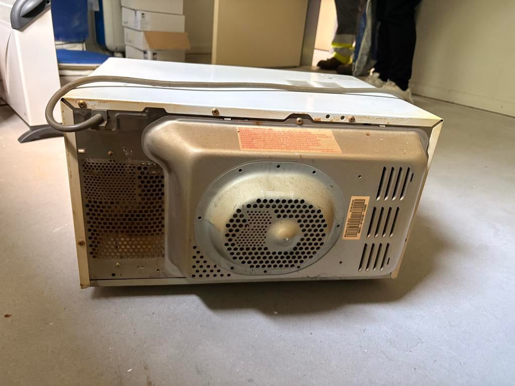 Micro-ondes LG Combi – Fonctionnel, Antiquités & Art, Antiquités | TV & Hi-Fi, Enlèvement