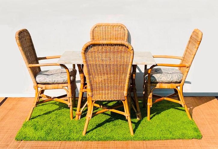 Set table + 4 chaises bambou ~ rotin Vintage, Maison & Meubles, Salles à manger complètes, Comme neuf, Enlèvement ou Envoi