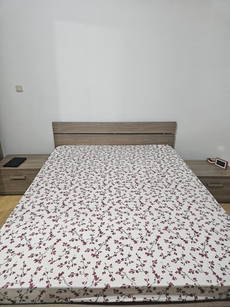 Matelas 160x200 à vendre – Bon état, Maison & Meubles, Matelas, Enlèvement, Utilisé, 200 cm