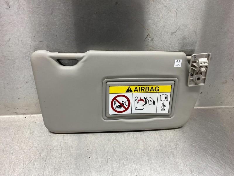 ZONNEKLEP Nissan Note (E12) (08-2012/12-2016), Auto-onderdelen, Interieur en Bekleding, Nissan, Gebruikt